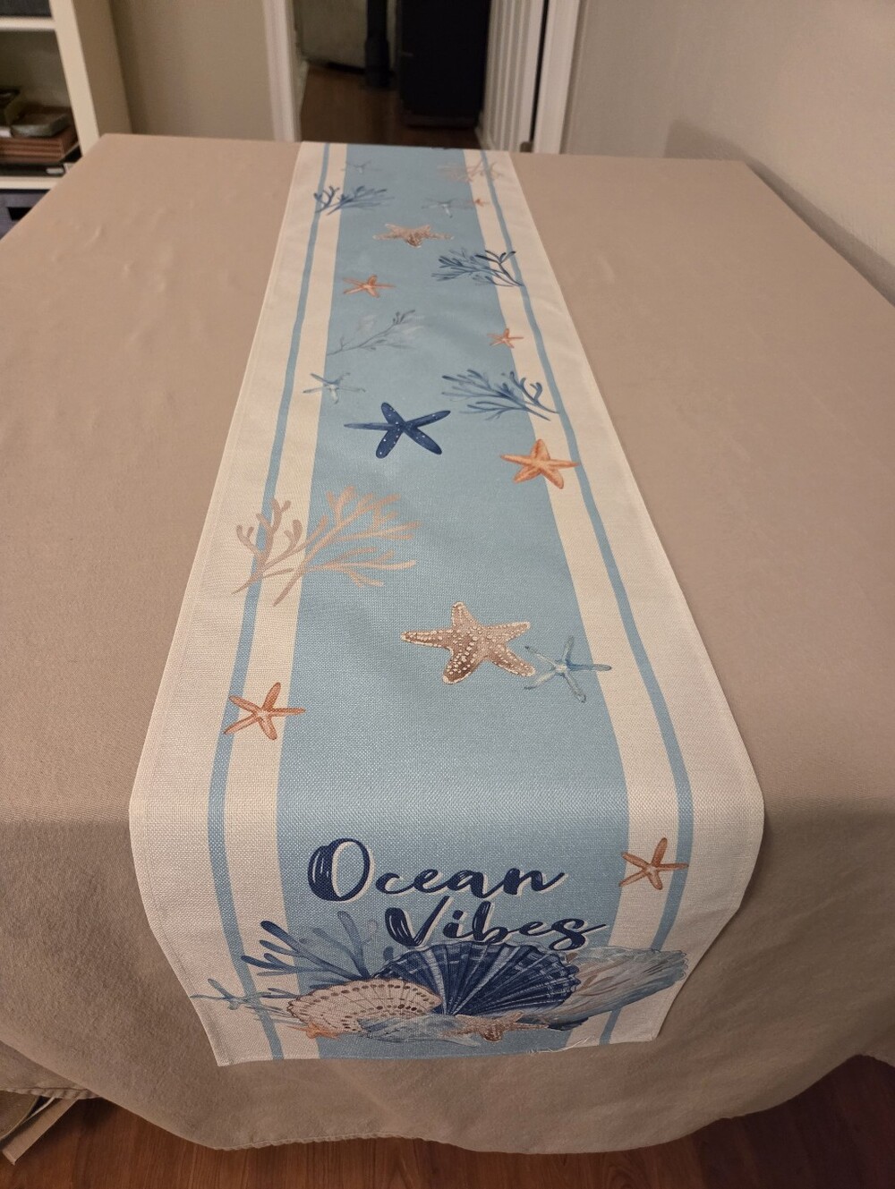 OCEAN VIBES TABLE RUNNER - Picture 4 of 7